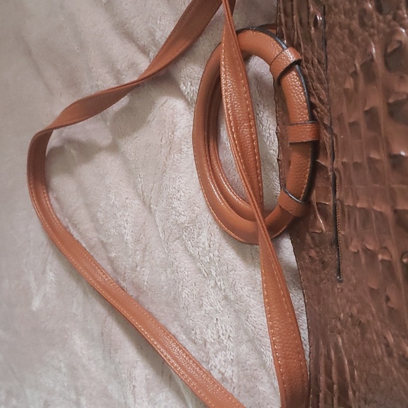 Fashion Alligator Purse from South America - Picture 7 of 7